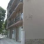 Konukevi Stenli