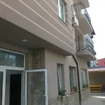 Konukevi Stenli