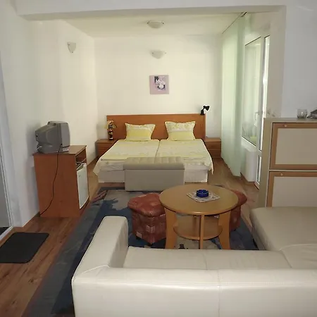 Guest house Stenli 2*